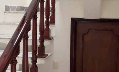 Casa en venta eje 6 casi esquina Calzada la Viga
