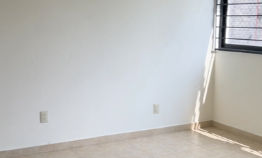 Casa en venta eje 6 casi esquina Calzada la Viga