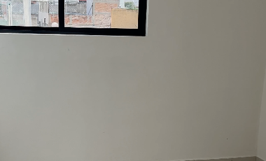 Casa en venta eje 6 casi esquina Calzada la Viga