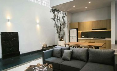 Modern Minimalist and Strategic Leashold Villa Kerobokan 
Gunung Tangkuban Bali