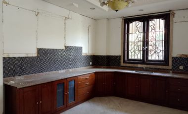 Dijual Cepat Rumah Mewah 3,5 Lantai Galaxi Bumi Permai Surabaya