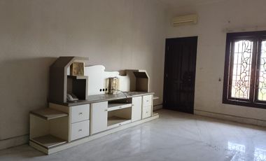 Dijual Cepat Rumah Mewah 3,5 Lantai Galaxi Bumi Permai Surabaya