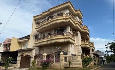 Dijual Cepat Rumah Mewah 3,5 Lantai Galaxi Bumi Permai Surabaya