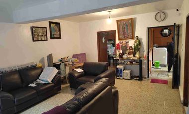 venta casa cdmx Iztacalco colonia Juventino Rosas. 7 recámaras Créditos hipotecarios cerca Palacio de los deportes y autódromo