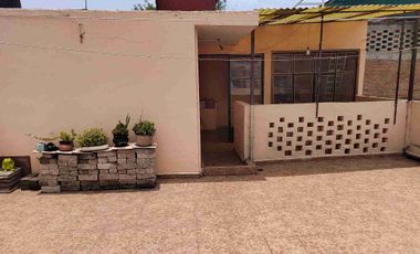 venta casa cdmx Iztacalco colonia Juventino Rosas. 7 recámaras Créditos hipotecarios cerca Palacio de los deportes y autódromo
