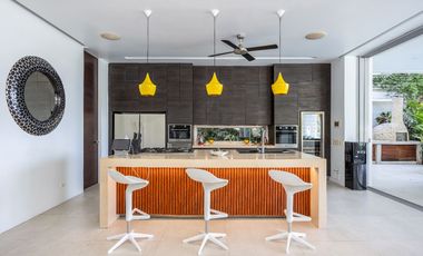 For Sale: Ultra-Luxury Hillside Villa with Infinity Pool & Panoramic Views – Busay, Cebu City