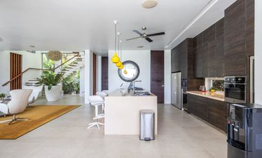 For Sale: Ultra-Luxury Hillside Villa with Infinity Pool & Panoramic Views – Busay, Cebu City