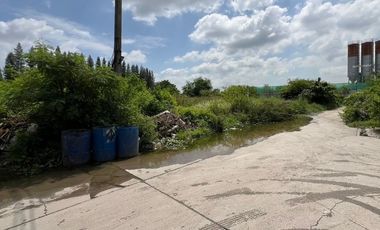 For Sale Prime Land with Convenient Access, Ideal for Distribution Center (DC) Location Sue Rao Khlong Nueng Road (Soi Kip Mu), 3-1-36 Rai