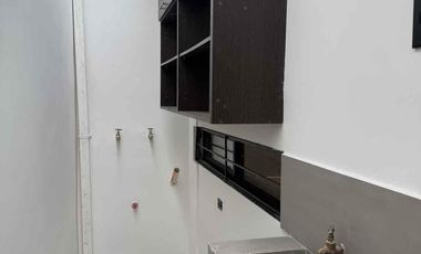 urdesa alquiló casa de LUJO por estrenar