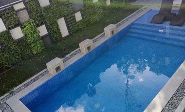 HOUSE & LOT AYALA ALABANG