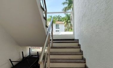 C112 Venta de Casa 3 recamaras piscina Residencial I en Ixtapa