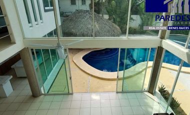 C112 Venta de Casa 3 recamaras piscina Residencial I en Ixtapa