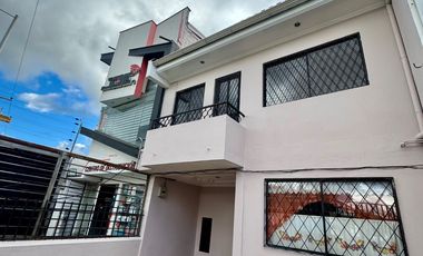 CASA ubicada en la Av. de las Américas EN RENTA sector diario EL Mercurio