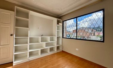 CASA ubicada en la Av. de las Américas EN RENTA sector diario EL Mercurio