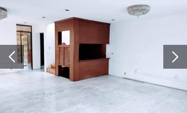 RENTA CASA CON USO DE OFICINAS ADMINISTRATIVAS, Altamira, Colonia Miravalle, Alcaldía Benito Juárez, CDMX.