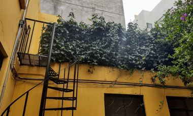 RENTA CASA CON USO DE OFICINAS ADMINISTRATIVAS, Altamira, Colonia Miravalle, Alcaldía Benito Juárez, CDMX.