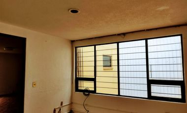RENTA CASA CON USO DE OFICINAS ADMINISTRATIVAS, Altamira, Colonia Miravalle, Alcaldía Benito Juárez, CDMX.