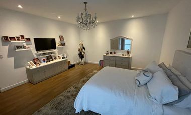 Bello Flat 2do Piso *240 M²*, Rodeado de Parques Chacarilla - Surco