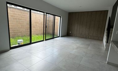 Aria Boscaje | Casa Modelo Cantábile con Roof Garden, 3 recámaras, cocina integral y jardín