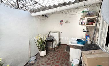 Venta de Casa un piso bien ubicada