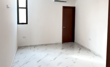 Casa en Venta Fraccionamiento La Campiña, Residencial Viñedos Privada La Rioja, Culiacan, Sinaloa.