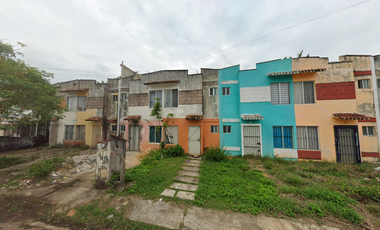 CASA EN CALLE PLAYA PUNTA PUNTILLAS, RESIDENCIAL LAS OLAS, COSOLEACAQUE, VERACRUZ, MÉXICO. ¡NO CRÉDITOS!