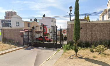 CASA EN  PRIVADA BAJAURI 49, CONJUNTO HABITACIONAL URBI VILLA DEL REY, HUEHUETOCA, Estado de Mexico