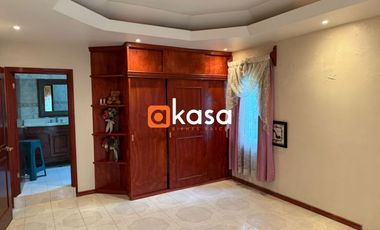Casa en Venta en Jardines de la Silla, Juárez, N.L.
