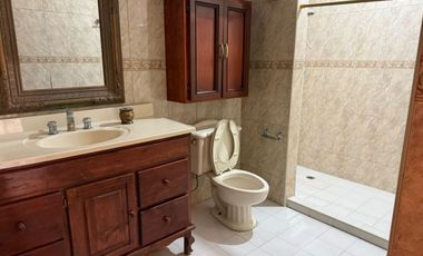 Casa en Venta en Jardines de la Silla, Juárez, N.L.