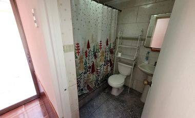 SE VENDE CASA EN PASAJE LOS CHUNCHOS