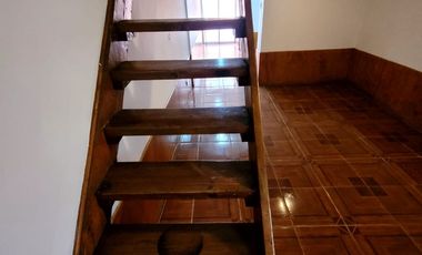 SE VENDE CASA EN PASAJE LOS CHUNCHOS