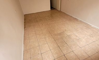 SE VENDE CASA EN PASAJE LOS CHUNCHOS