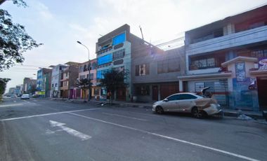 Se Vende Casa De 160M2 De Terreno Con Parametros De 5 Pisos