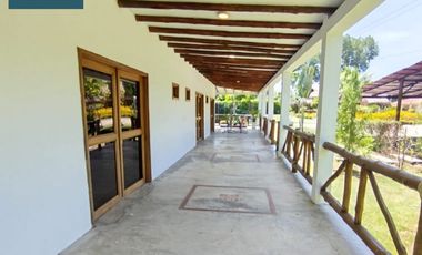 Venta de Casa Finca 🏡entre Turbaco y Arjona a Orillas de la Carretera 🛣