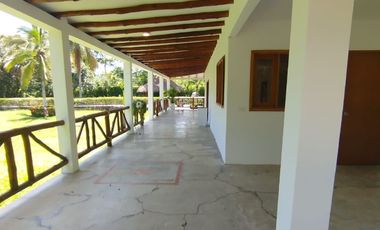Venta de Casa Finca 🏡entre Turbaco y Arjona a Orillas de la Carretera 🛣