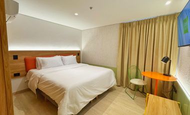 Venta de Maravillosa Suite hotelera en laureles sector bulerias..