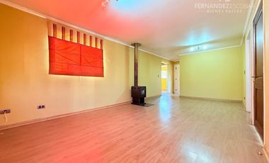 SAN ESTEBAN - ARRIENDA CASA 3D 2B 1E - COND. LOS SOLARES