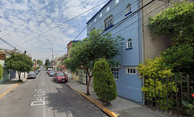 Casa de Oportunidad en De la rosa # 59,  habitacional los reyes ixtacala, ESTADO DE MEXICO   ✨🏡