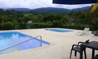 ¡Oportunidad!  Vendo Casa en Condominio en Arbeláez con Apartamento Independiente  y Renta Activa.