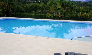 ¡Oportunidad!  Vendo Casa en Condominio en Arbeláez con Apartamento Independiente  y Renta Activa.