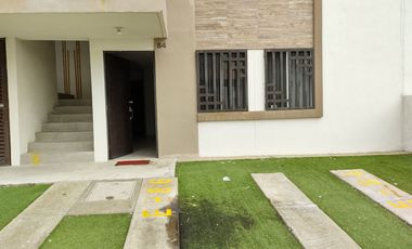 Renta de departamento dos recamaras en planta baja