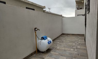 Renta de departamento dos recamaras en planta baja