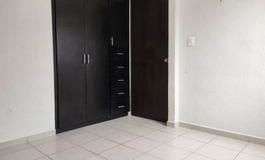 Renta de departamento dos recamaras en planta baja