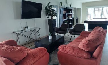 Renta de departamento dos recamaras en planta baja