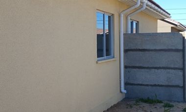 HERMOSA!! CASA NUEVA SIN USO !! EN ARRIENDO