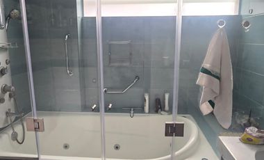 Departamento en Primer Piso de 222 m² de 3 Dorm. en Santiago de Surco