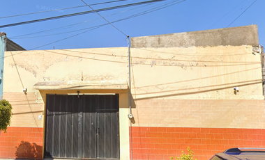 Casa en REMATE zona Nezahualcoyotl