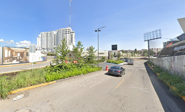 LOCAL EN RENTA EN EXCELENTE ZONA DE LUJO DE INTERLOMAS