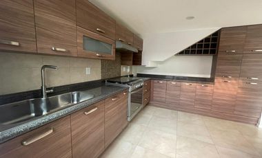 CASA EN RENTA EN RESIDENCIAL BOSQUE DE LAS FUENTES, MODELO VERONA, CALIMAYA, A 15 MIN DE METEPEC