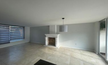 CASA EN RENTA EN RESIDENCIAL BOSQUE DE LAS FUENTES, MODELO VERONA, CALIMAYA, A 15 MIN DE METEPEC